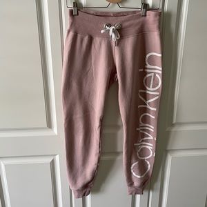 Sweatshirt set. Calvin Klein